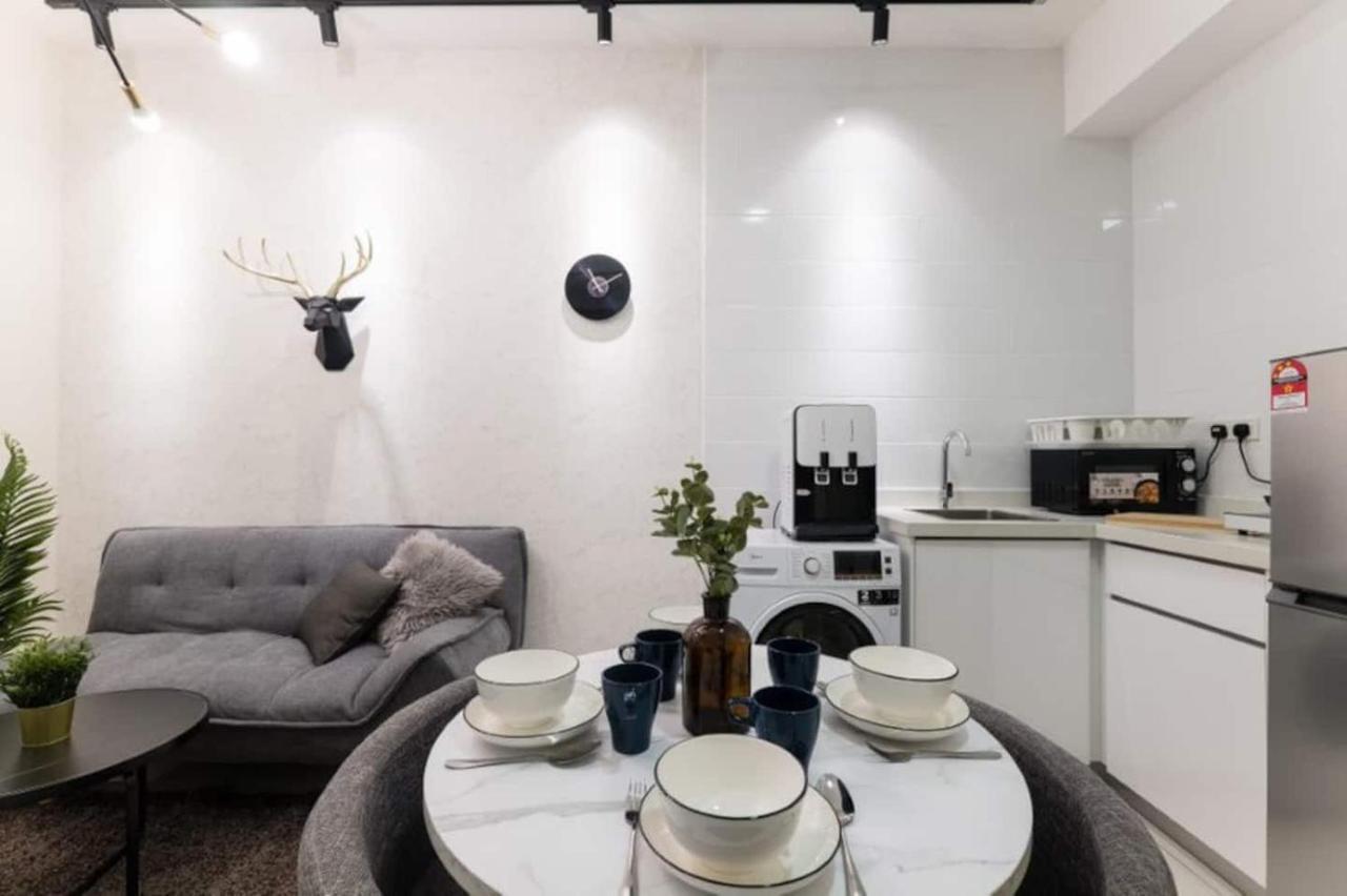 Arte Mont Kiara 3Pax Jacuzzi Pool Gym Near Mitec Matrade Apartment Куала Лумпур Екстериор снимка